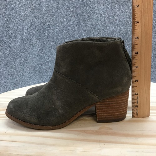 TOMS Boots Womens 8 Leila Ankle Booties Gray Suede Tasseled Back Zip Low Heels - Picture 8 of 18