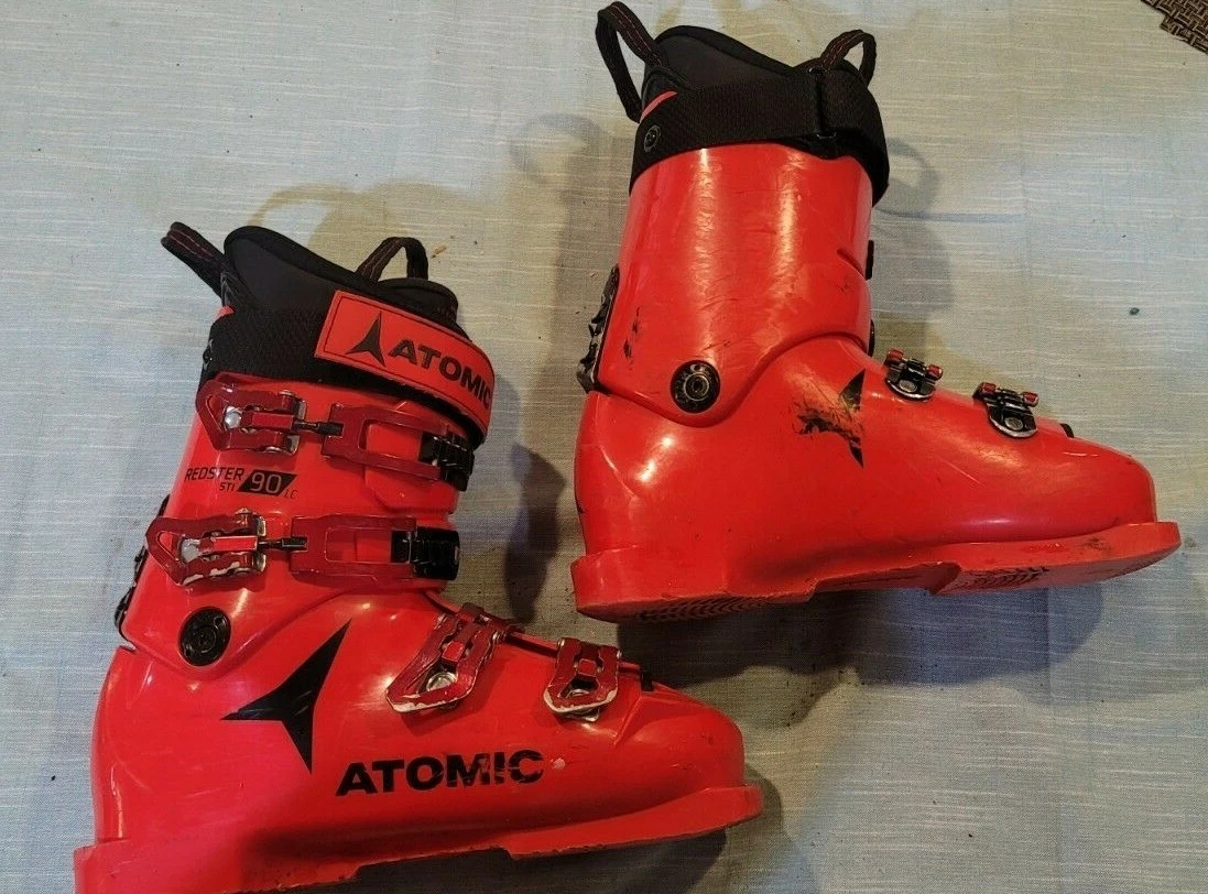 Size 27.0/27.5 LARGE SIZE YOUTH RACE SKI BOOT 19/20 Atomic Redster STI 90 LC