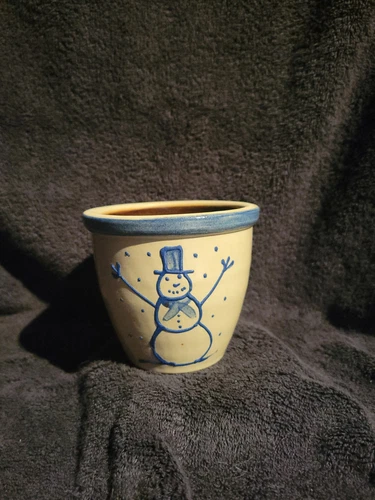 Beaumont Brothers pottery Stoneware Small Bowl With Snowman 