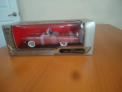 Yat Ming 1/18 Scale 1957 Ford Thunderbird Convertible Hardtop
