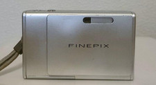 FUJIFILM FinePix Z3 Digital Camera 5.1MP 3x Optical Zoom Silver w/Battery Japan