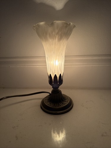 Vtg 8" Trumpet Lily White Glass Table Lamp Night Light Bronze Color Metal Base