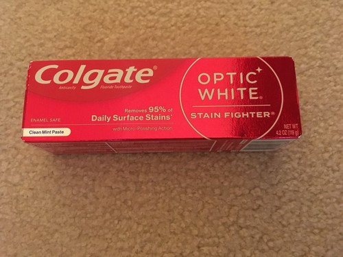 NEW Colgate Optic White Stain Fighter Clean Mint Paste Toothpaste 4.2 oz 06/2026