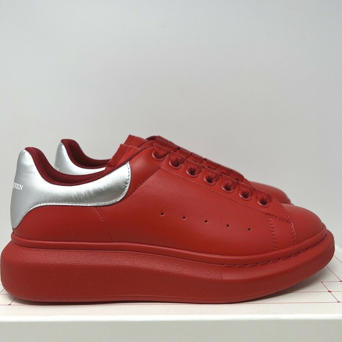 Alexander McQueen Men's Oversized Platform Sneakers 41 EU/ 8 Alexander McQueen Men's Oversized Platform Sneakers 41 EU/ 8