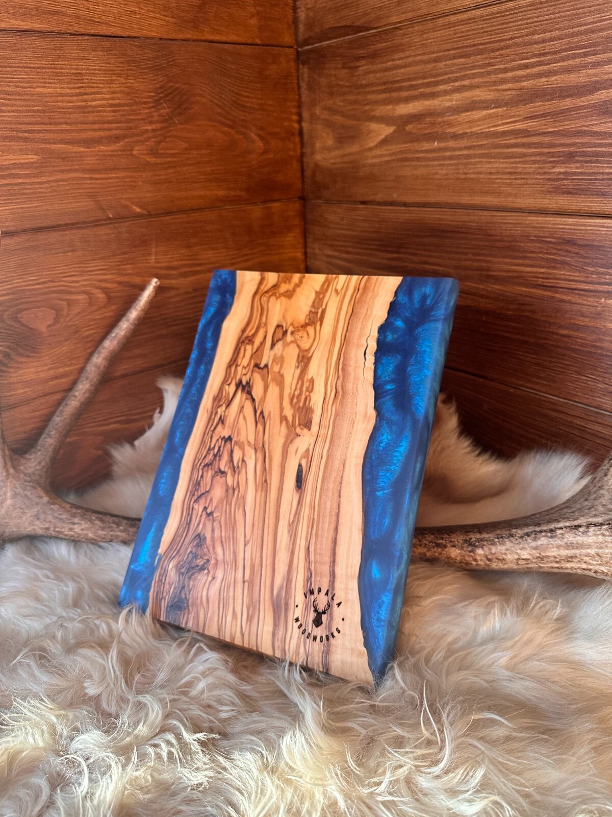 Resin Cutting Board Made of Olive Wood,Olive Wood Cutting Board,Resin Epoxy