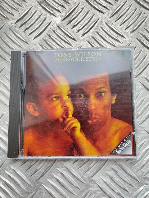 洋楽 TONY LOVE 