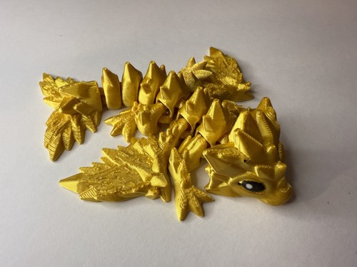 Gelenkiger Baby Kristall Drache Wyvern 5,5 Zoll Gold - Bild 1 von 3