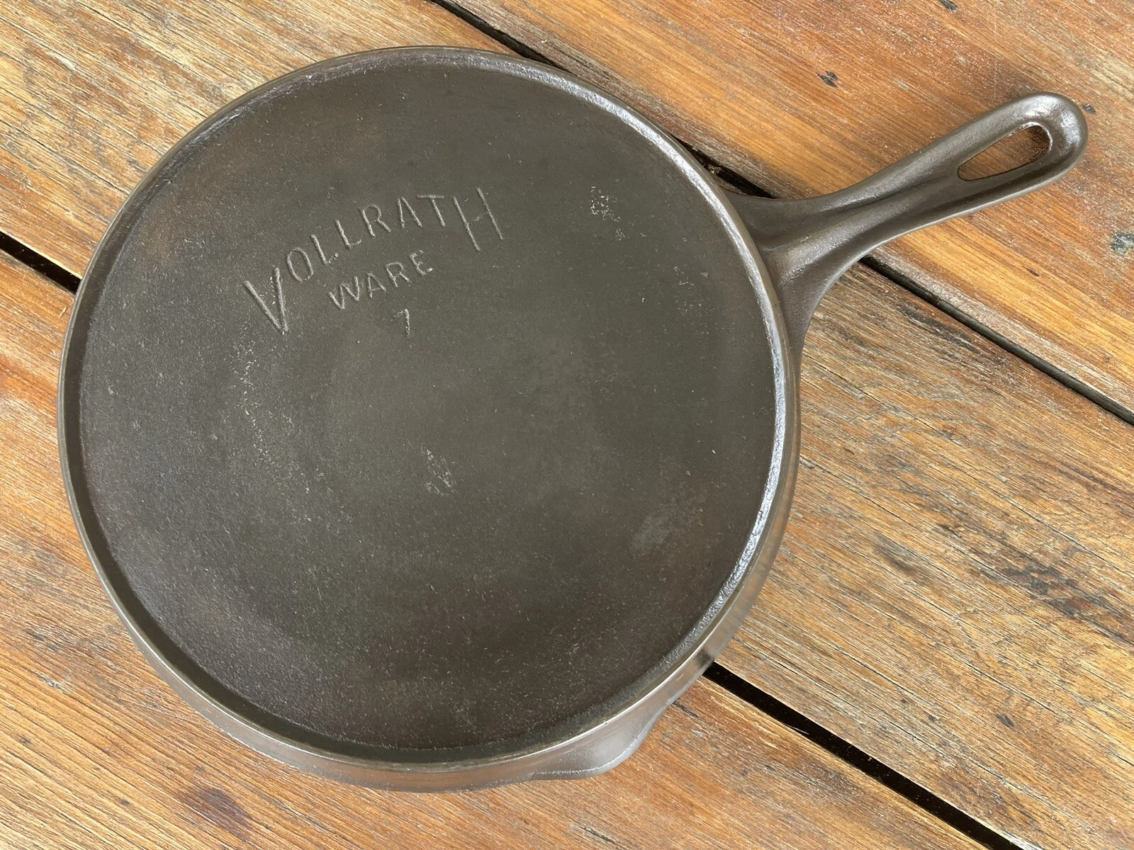 Vollrath Cast Iron #7 Fully Marked Skillet
