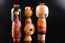 K8428 : Jolie POUPÉE KOKESHI japonaise en bois vente groupée, auto