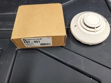 NOTIFIER FST-851 Heat Detector LOT OF 2