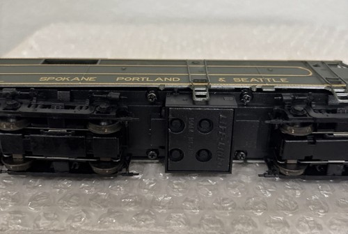 HO Proto 2000 FA2 Locomotore SP&S #868 DC Motore Diesel - Foto 10 di 10
