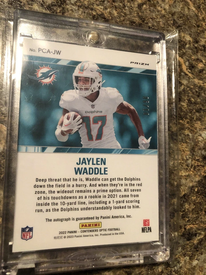 2022 Perennial Contenders Gold /10 Auto Jaylen Waddle  - Image 2 of 2