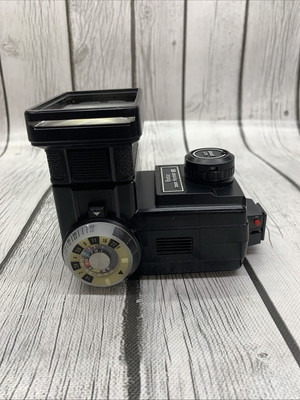 Vivitar 285 HV Zoom  Thyristor Shoe Mount Flash With Vari Sensor Auto Flash