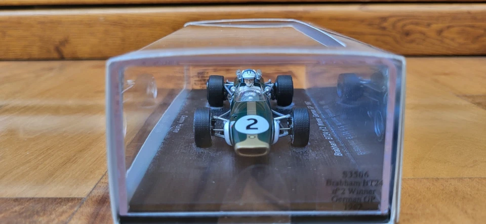 Spark 1/43 Brabham BT24 n°2 Winner German GP Allemagne 1967 Denny Hulme S3506 - Immagine 2 di 4