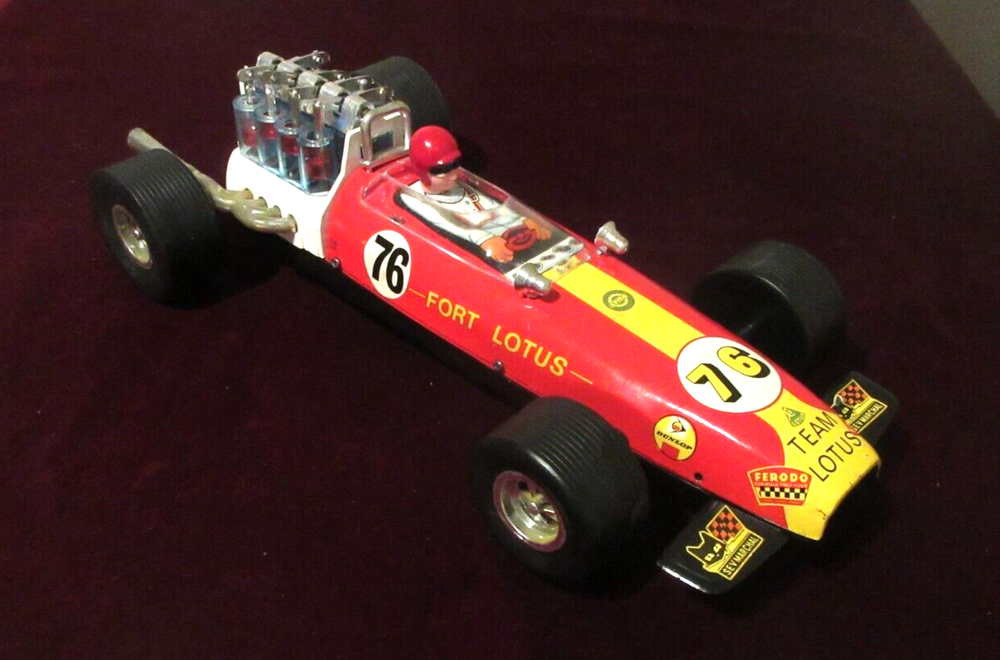AMAZING 40cm RARE GREEK TEAM FORD LOTUS RACE TIN PLATE CAR B/O BY LYRA 60s