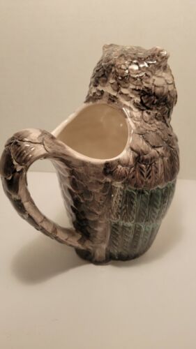 Handmade Bassano Italy Majolica Great Horned Owl Water Pitcher - Picture 4 of 6
