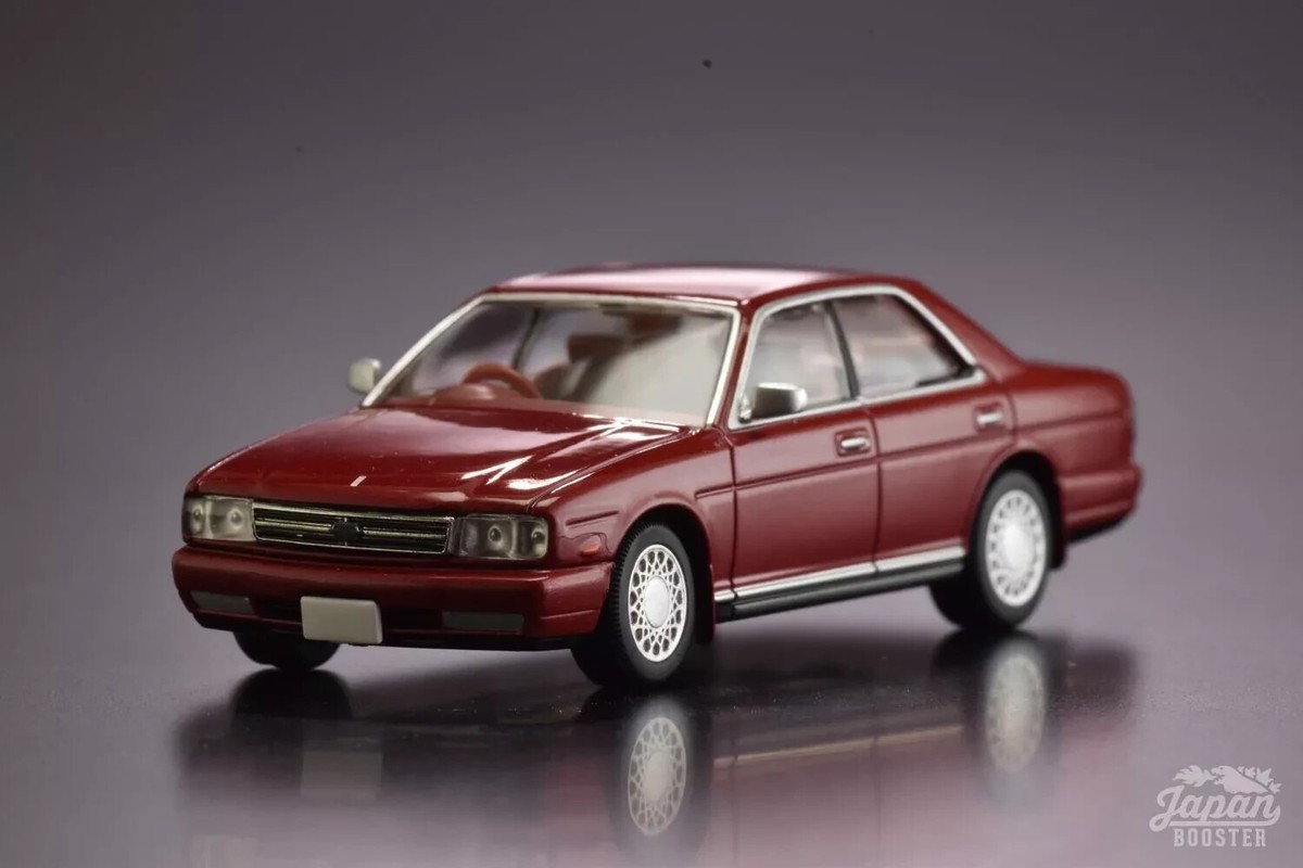 RARE* TOMICA LIMITED VINTAGE NEO LV-N289a 1/64 NISSAN GLORIA V30E