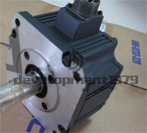 ONE New MITSUBISHI SERVO MOTOR HC202S (Without Encoder) - Picture 2 of 3