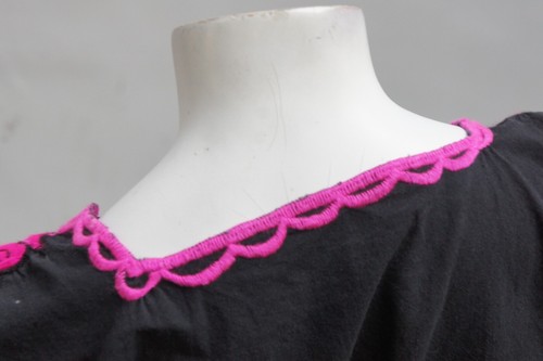 Black Embroidered Floral Mexican Blouse - Picture 6 of 8