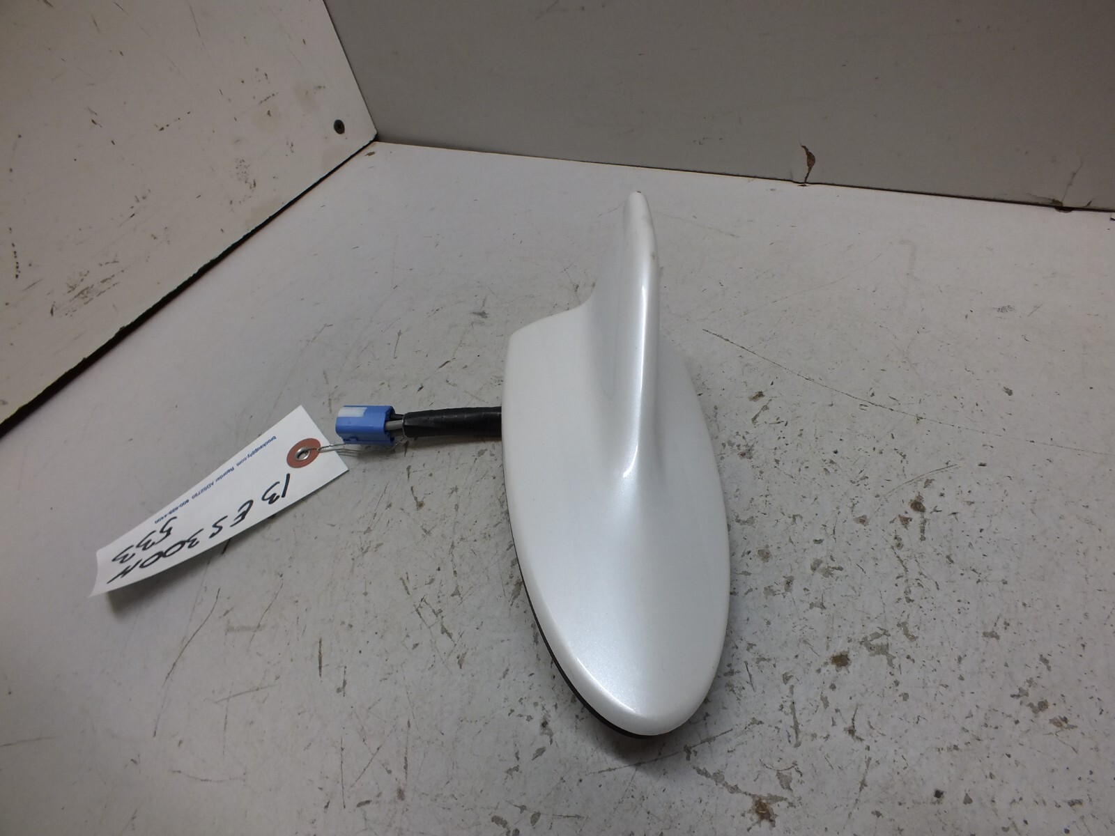 Picture 3 of 8