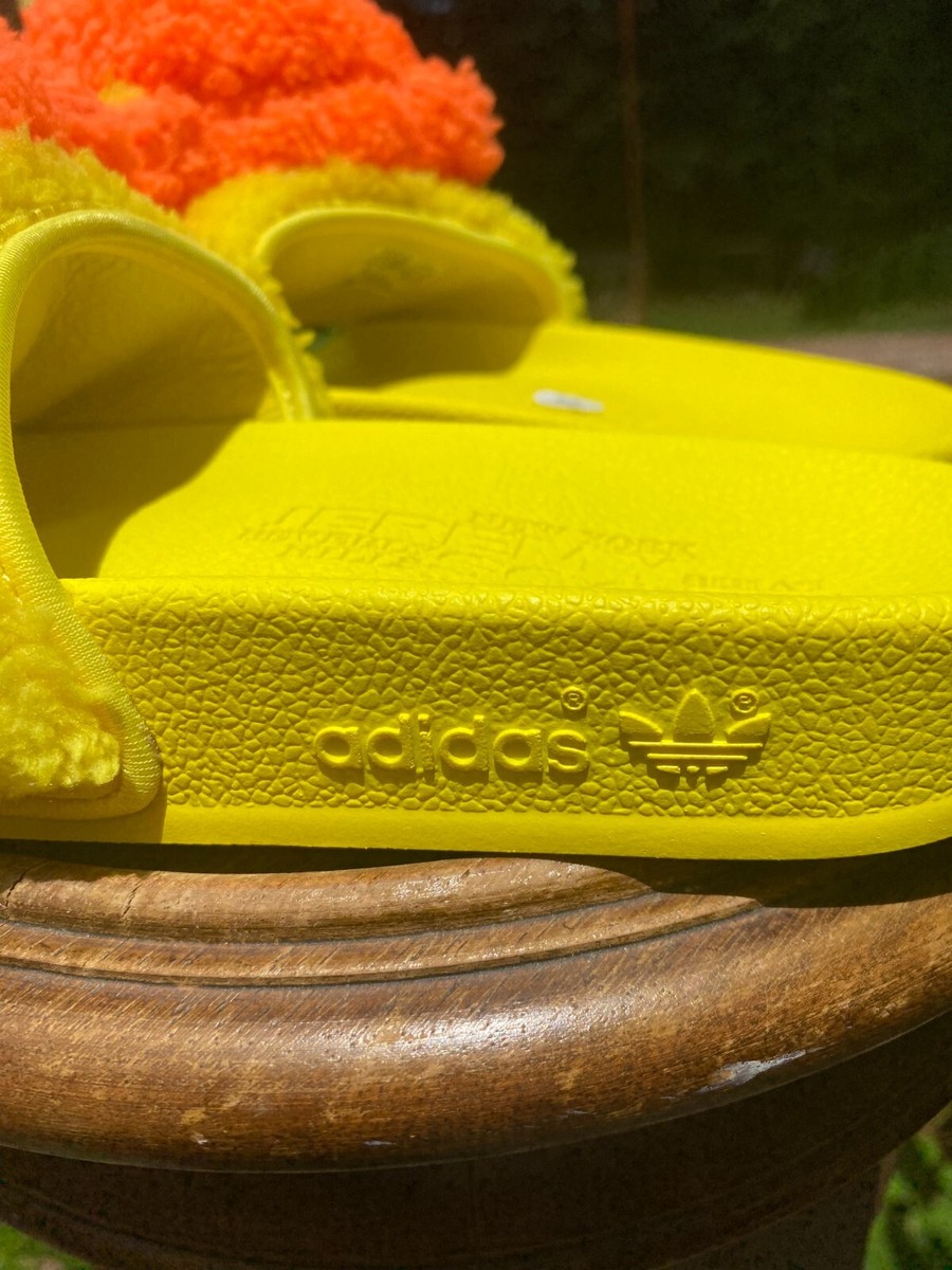 US Size 5 Adidas Jeremy Scott Adilette Yellow Teddy Bear Slides
