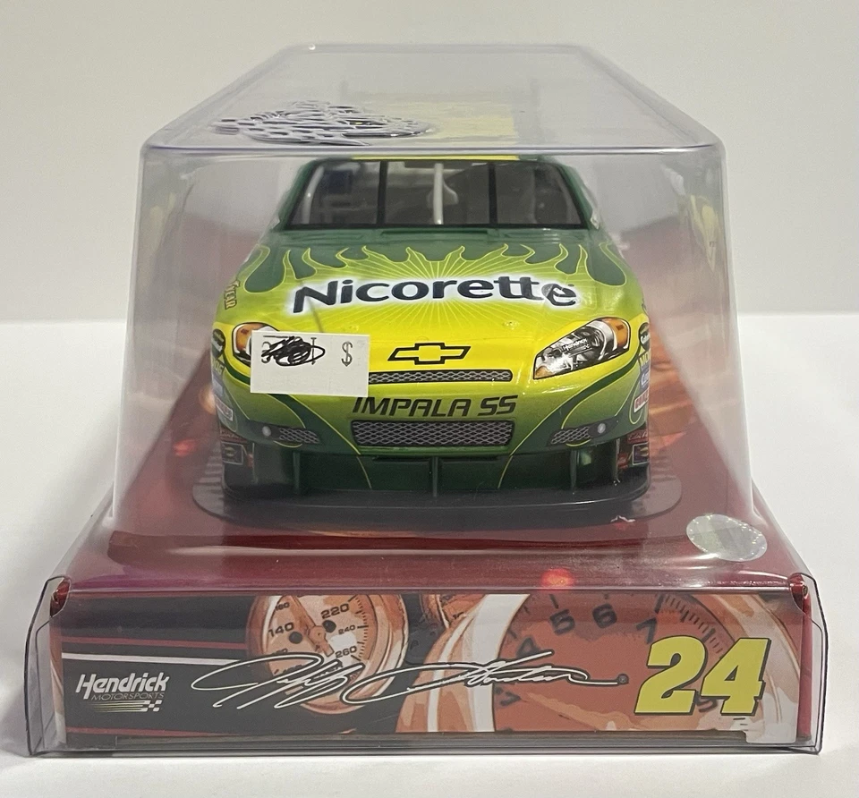 Winners Circle 1:24 比例 DieCast 复制品 Jeff Gordon #24 Nicorette 汽车 2008 全新带盒 — 第 4/4 张图片