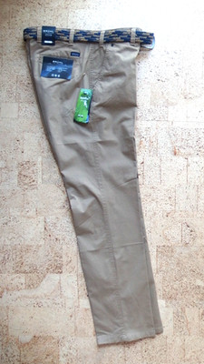 Brühl Herrenhose Chino Venice, Größe 25 (36/32)  mit Gürtel, NEU mit Etikett