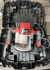 COMPLETE SKIL 1820 CORDED ROUTER, PLUNGE BASE, 1/4" CHUCK JOBSITE BAG, MANUAL