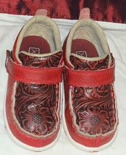 Twisted X Infant Red Black Flower Pattern Moccasins