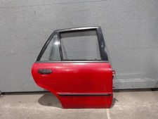 Porte arrière et accessoires Mazda 323