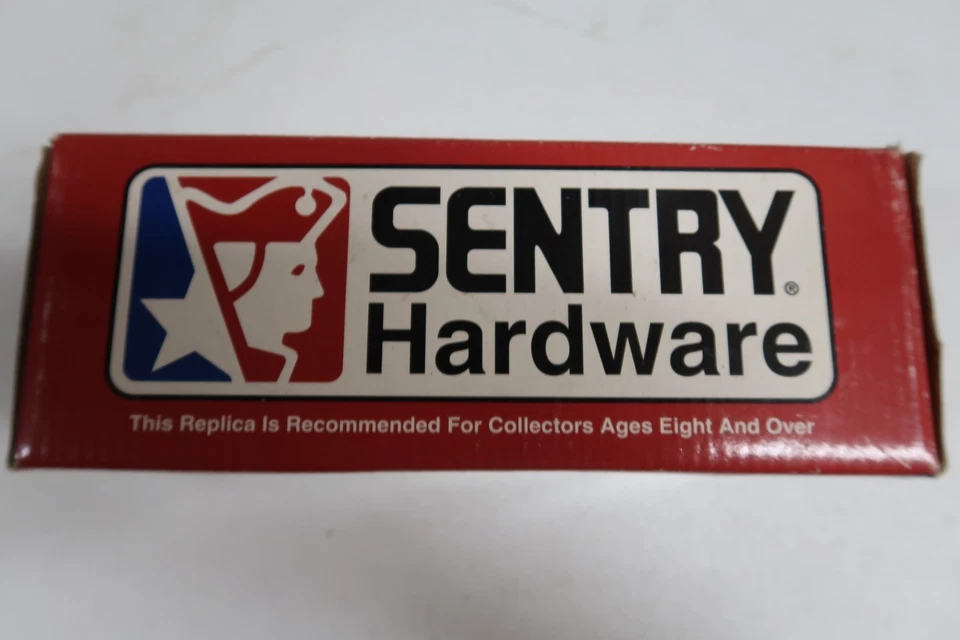 🔥1960 GMC 1/2 Ton Model 1001 Pickup Sentry Hardware Bank 1:25 DieCast With Box - Image 3 of 4