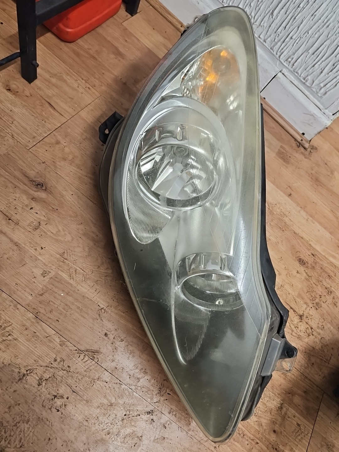 Picture 1 of 5