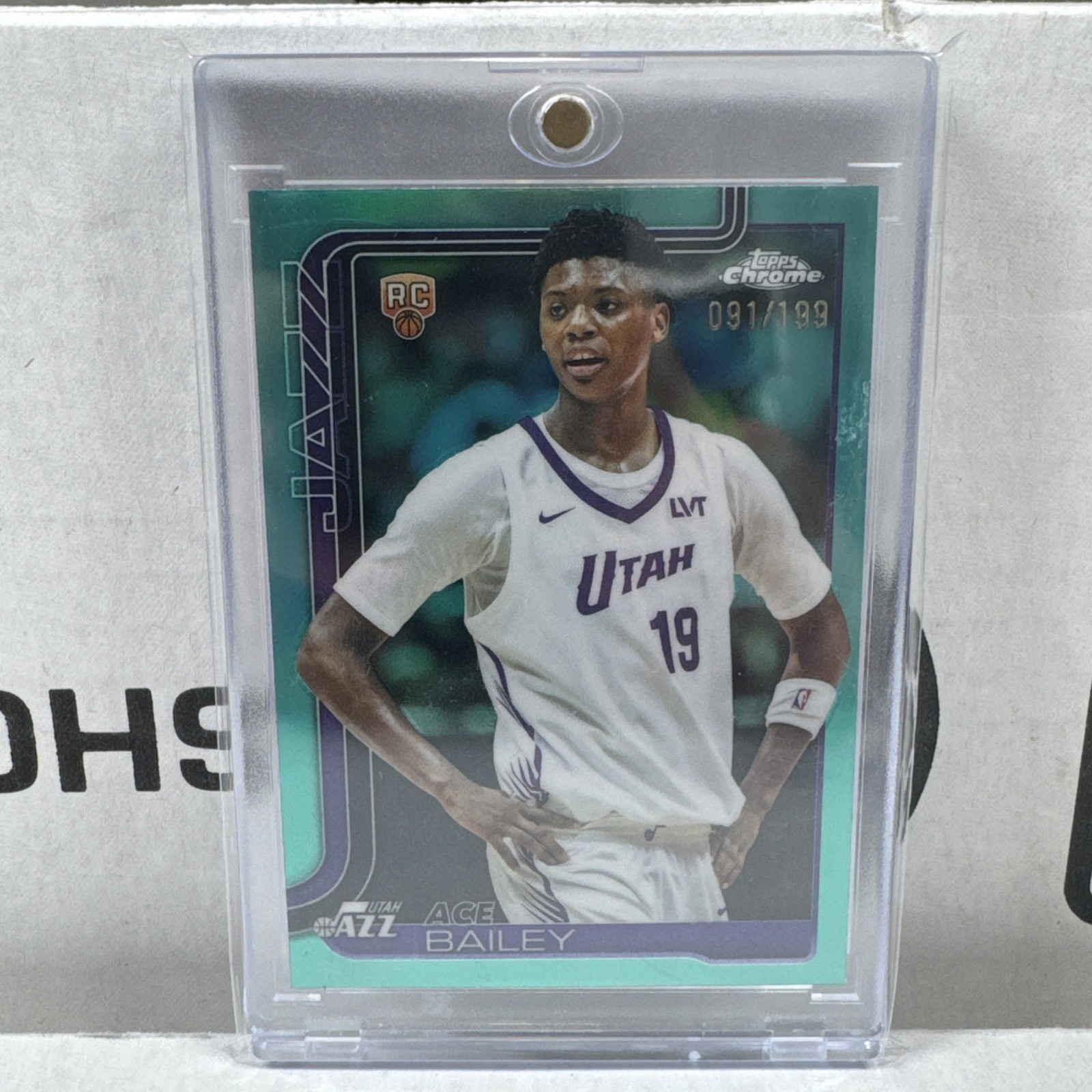 2025-26 Topps Chrome - Ace Bailey #255 Aqua Refractor /199  (RC)