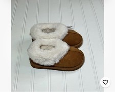 Wonder Nation Size 7-8 Kids Slippers Faux Suede Shearling NWT