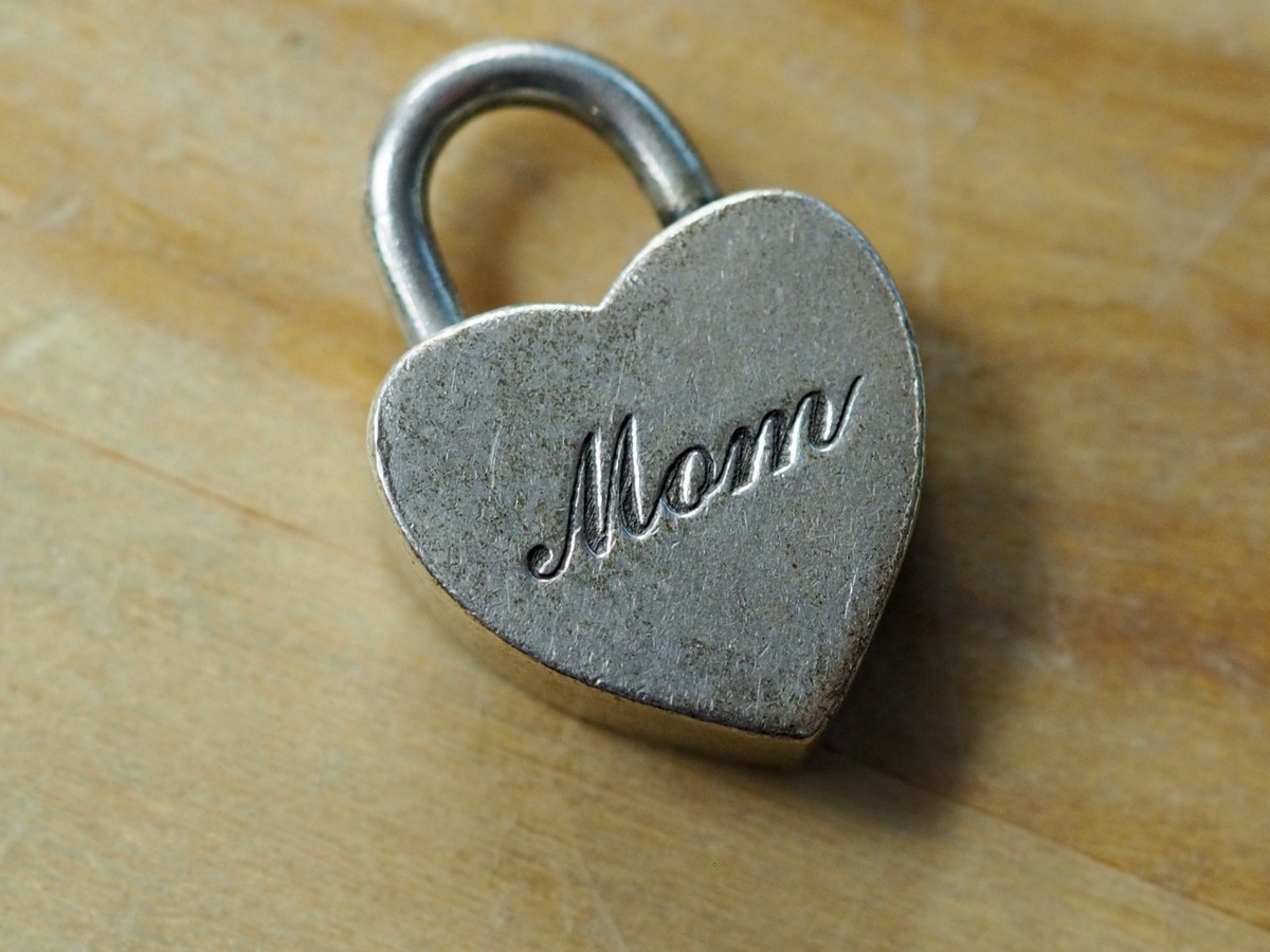 Tiffany & Co Sterling MOM Heart Padlock Charm Pendant - FREE