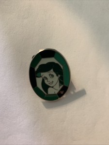 Disney Trading Pin 61169 Hidden Mickey Cast Lanyard Series - Princess Ariel Gem