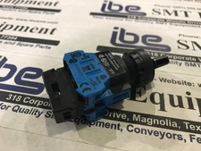 NEW IDEC 2 Position Rotary Switch - HW1F-2F20QD-G-24V w/Warranty