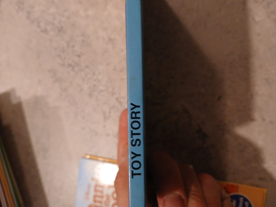 Libro infantil de tapa dura Toy Story de Disney Enterprises 1996 de colección  Foto 2 de 3