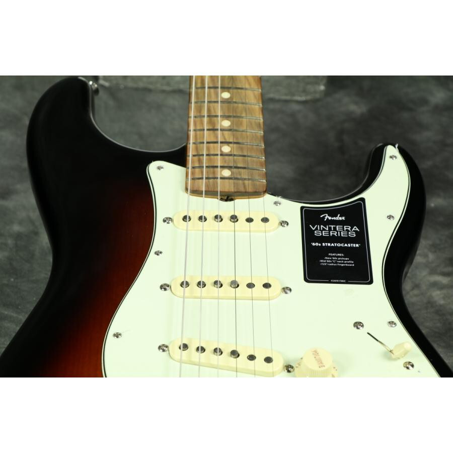 Fender MEX Vintera '60s Stratocaster (3-Color Sunburst
