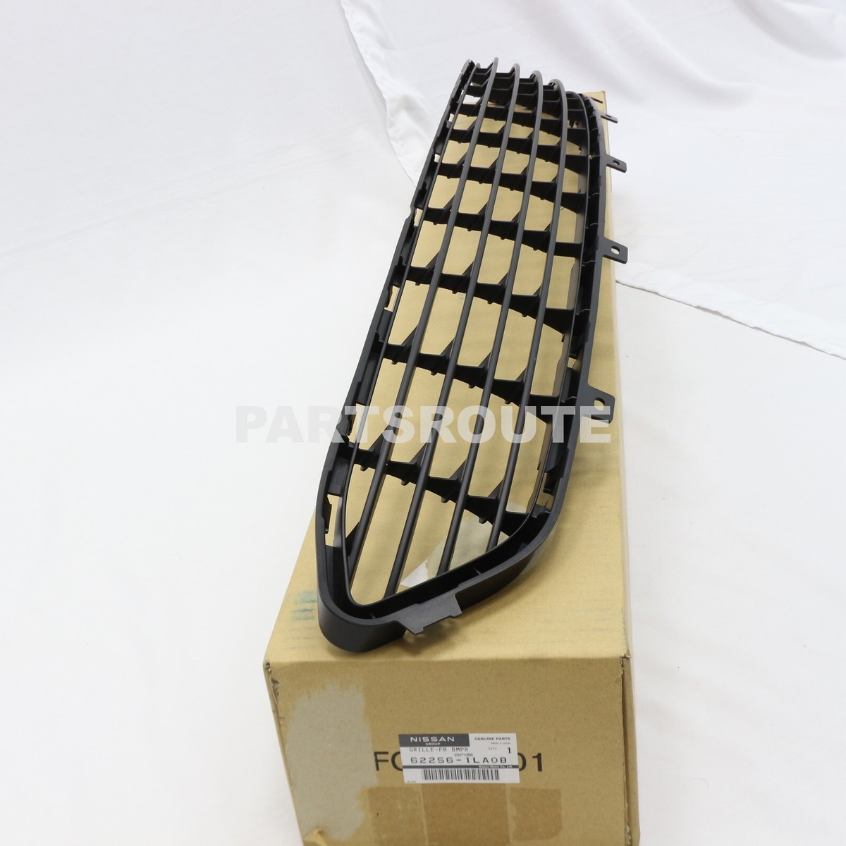 Infiniti QX56 2011-2013 QX80 2014 OEM Front Bumper Lower Grille