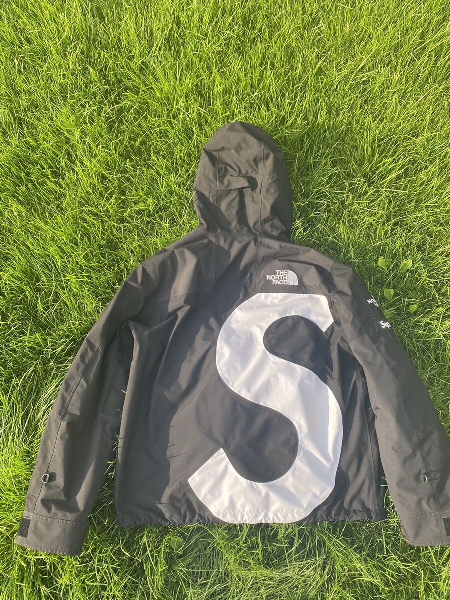 Supreme S Logo Mountain Jacket  black  M