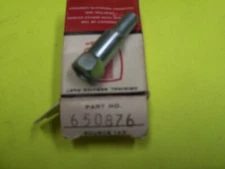 NOS OEM Tecumseh Engine Exhaust Manifold Bolt Screw. Part 650876 EO8 B70