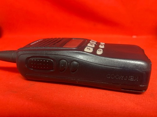 Kenwood TK3312-1 UHF Radio 450-520MHZ W/ Charger (CP1115095) - Zdjęcie 12 z 12