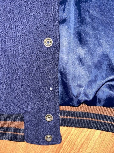 Vintage Guess Large Leather Wool Varsity Indian Aztec Jacket 90s (MAKE A OFFER) - Picture 10 of 11