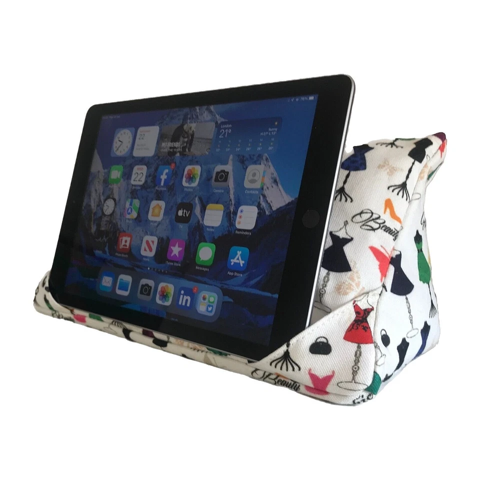 Tablet Cushion Fashion Designers i-Pad Pillow Kindle Stand Xmas Gift - Image 4 of 4
