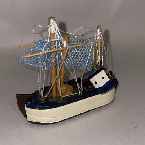 8x Vintage Scratch gebaut / Hobby Holzmodell meist Fischerboote - versch. Größen - Bild 15 von 17