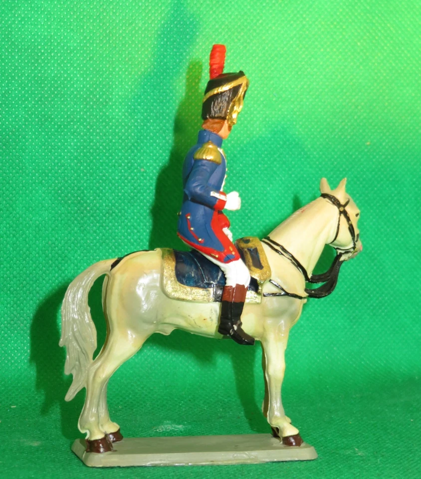 STARLUX EMPIRE PLASTIQUE : COLONEL A CHEVAL DES GRENADIERS A PIEDS DE LA GARDE - Photo 4/4