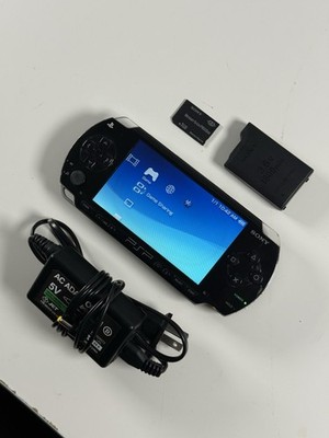 Sony PSP 1000 Black Handheld Console System With Lots Of Games And Charger