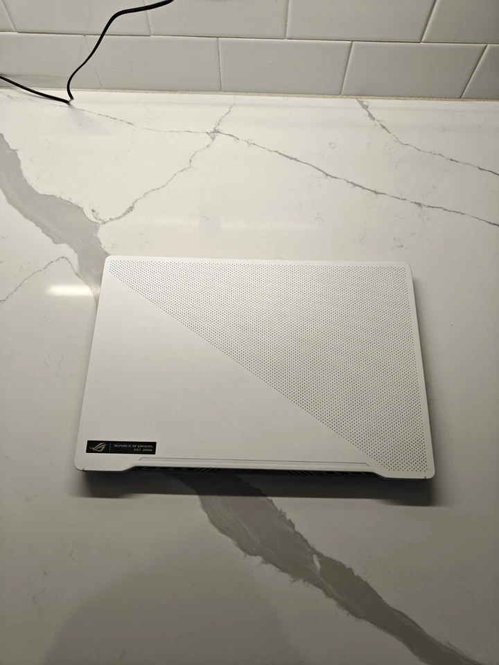 Notebook ASUS Zephyrus G14 2020 GA401I - Imagem 2 de 3