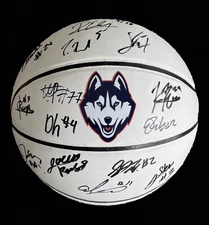 2025-26 UConn Huskies Team Signed Full Size Basketball Hurley Karaban Mullins